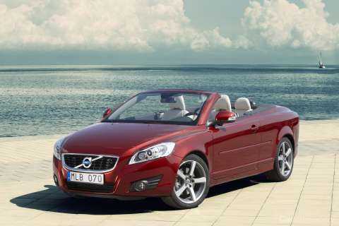 2009 VOLVO C70