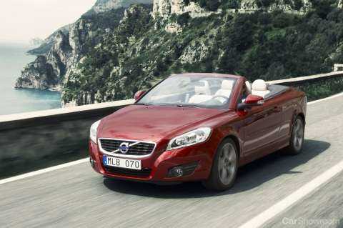 2009 VOLVO C70