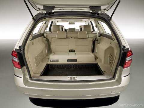 2010 MERCEDES-BENZ E350