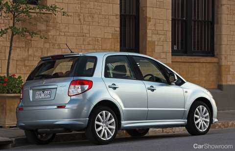 2010 SUZUKI SX4