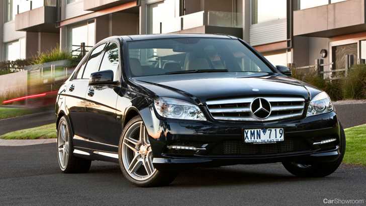 2010 MERCEDES-BENZ C200