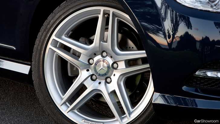 2010 MERCEDES-BENZ C200