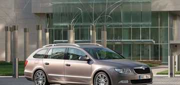 2010 SKODA SUPERB