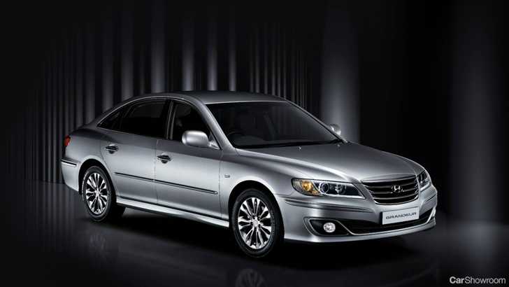 2010 HYUNDAI GRANDEUR 4D SEDAN