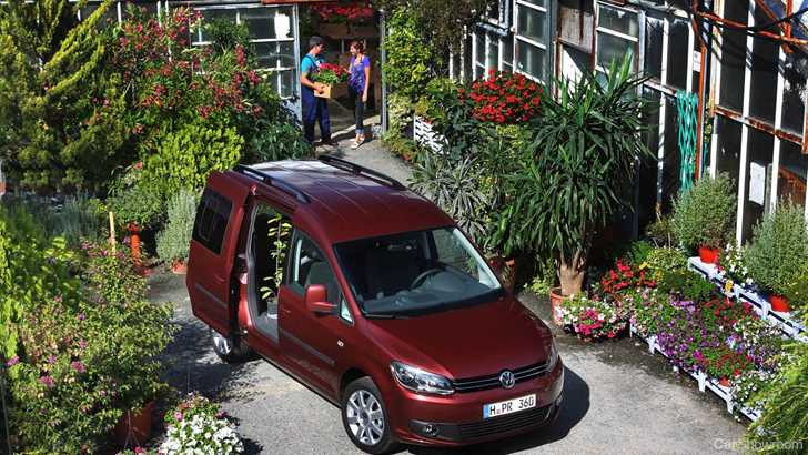 2010 VOLKSWAGEN CADDY