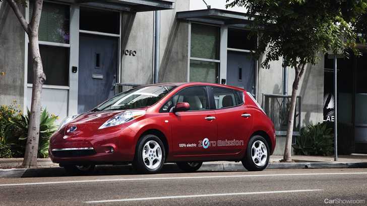 2011 NISSAN