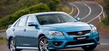 2011 TOYOTA AURION