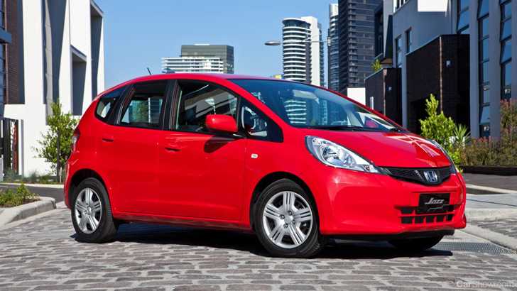2011 HONDA JAZZ