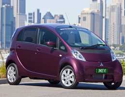 2011 MITSUBISHI