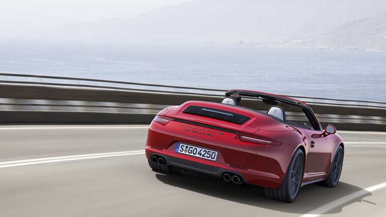 2014 PORSCHE 911
