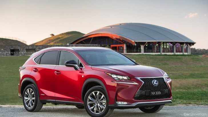 LEXUS