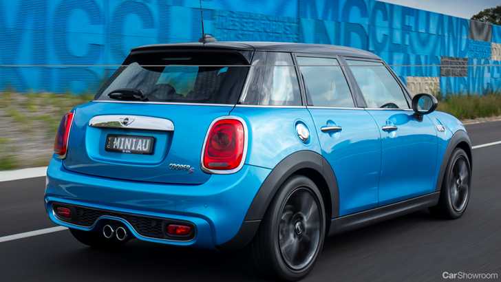 2014 MINI COOPER