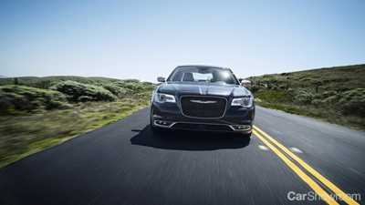 CHRYSLER 300