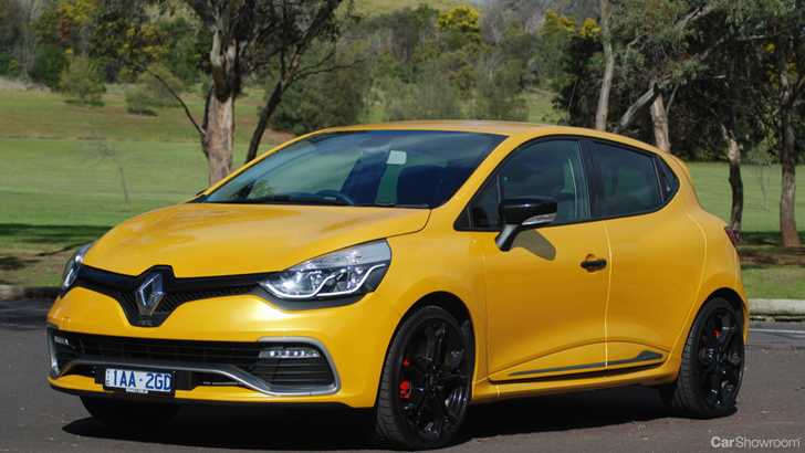 2015 RENAULT CLIO