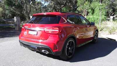 2015 MERCEDES-BENZ GLA 4D WAGON 200 CDI
