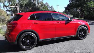 2015 MERCEDES-BENZ GLA 4D WAGON 200 CDI