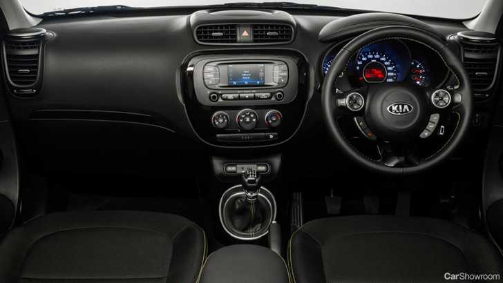 2015 KIA SOUL 4D HATCHBACK