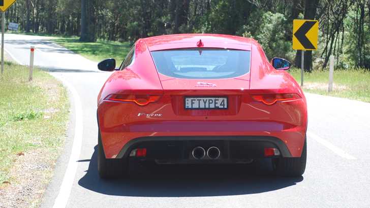 2015 JAGUAR F-TYPE 2D COUPE