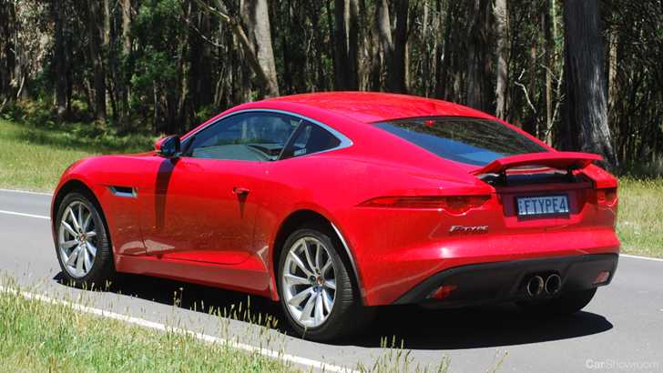 2015 JAGUAR F-TYPE 2D COUPE