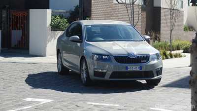 2015 SKODA OCTAVIA 5D HATCHBACK RS 162 TSI