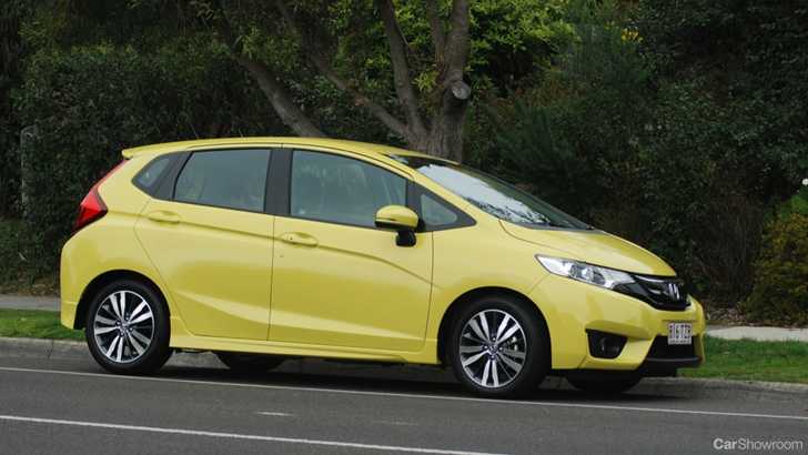 2015 HONDA JAZZ
