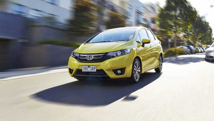 2015 HONDA JAZZ