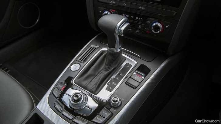 2015 AUDI A4 4D WAGON ALLROAD QUATTRO LE