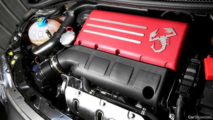 2015 ABARTH 595 3D HATCHBACK