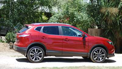 2015 NISSAN QASHQAI 4D WAGON