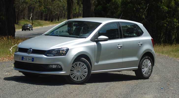2015 VOLKSWAGEN POLO