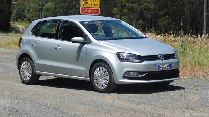 2015 VOLKSWAGEN POLO