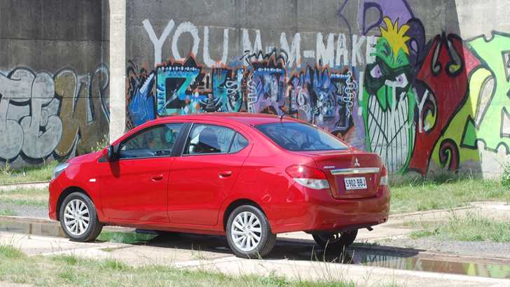 2015 MITSUBISHI MIRAGE 4D SEDAN