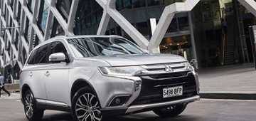 2015 MITSUBISHI OUTLANDER