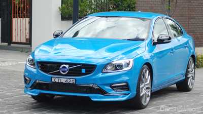 2015 VOLVO S60