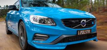 2015 VOLVO S60