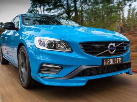 2015 VOLVO S60