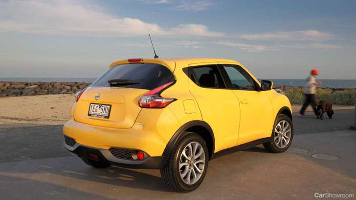 2015 NISSAN JUKE