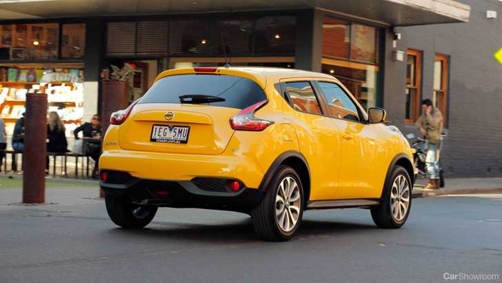 2015 NISSAN JUKE