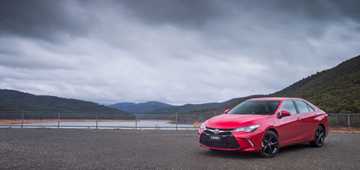 2015 TOYOTA CAMRY