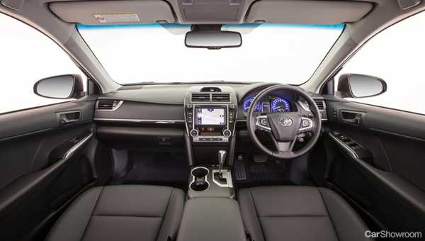 2015 TOYOTA CAMRY