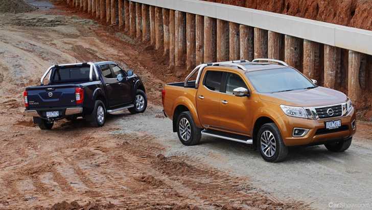 2015 NISSAN NAVARA