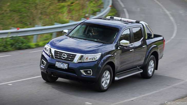 2015 NISSAN NAVARA