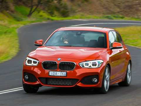 2015 BMW 1