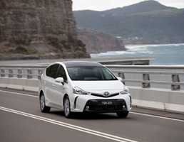 2015 TOYOTA PRIUS V