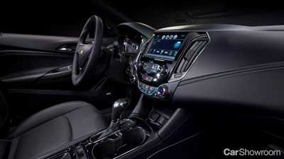 HOLDEN CRUZE
