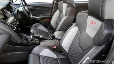 2015 FORD FOCUS 5D HATCHBACK ST