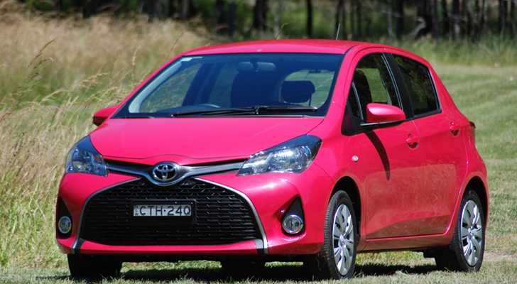 2015 TOYOTA YARIS