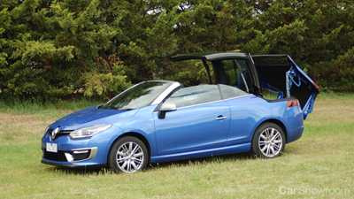 2015 RENAULT MEGANE