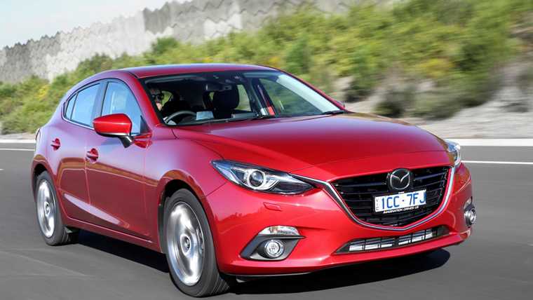 2015 MAZDA MAZDA3 5D HATCHBACK XD ASTINA