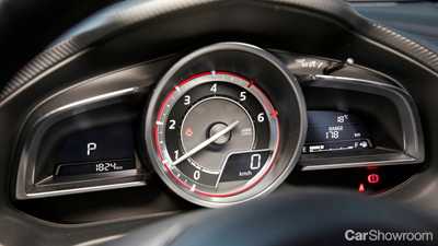 2015 MAZDA MAZDA3 5D HATCHBACK XD ASTINA
